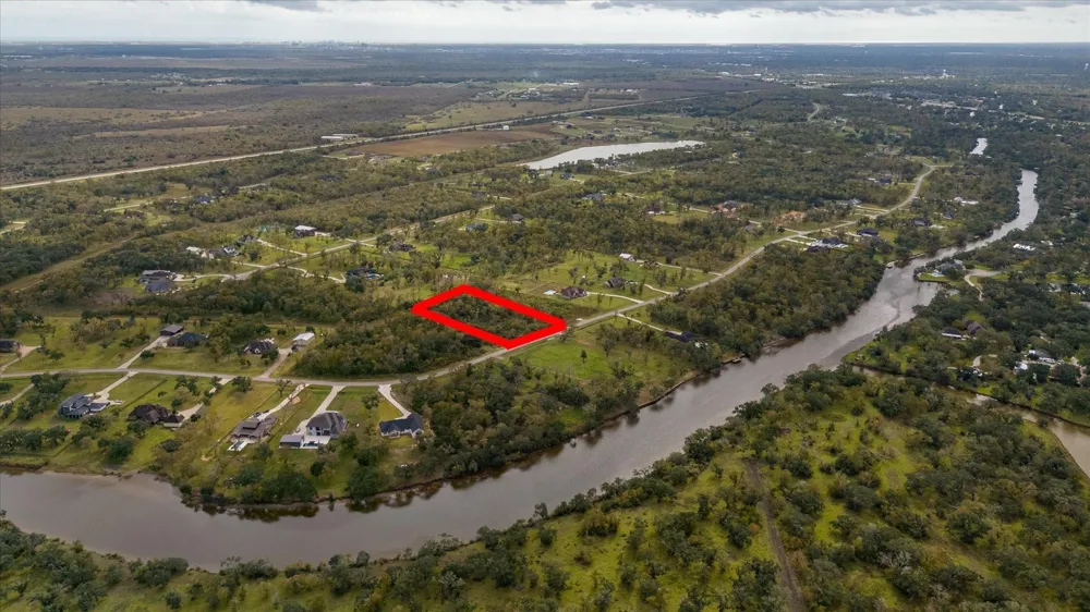 32003 Bayou Bend Richwood, TX 77515