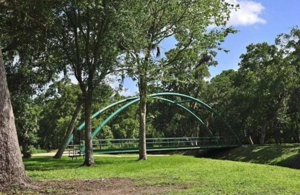 32003 Bayou Bend Richwood, TX 77515