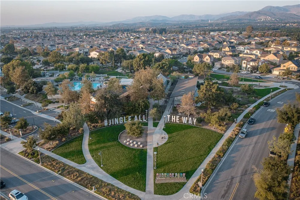 177 Frame Irvine, CA 92618