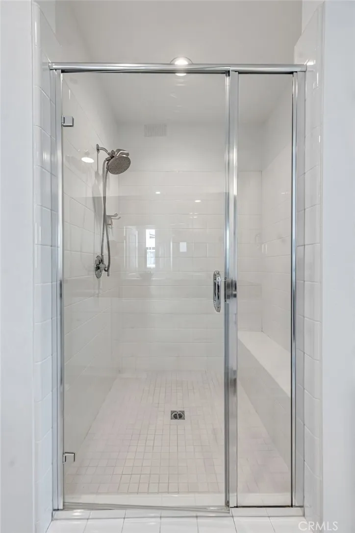 177 Frame Irvine, CA 92618