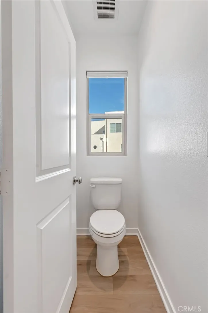 177 Frame Irvine, CA 92618