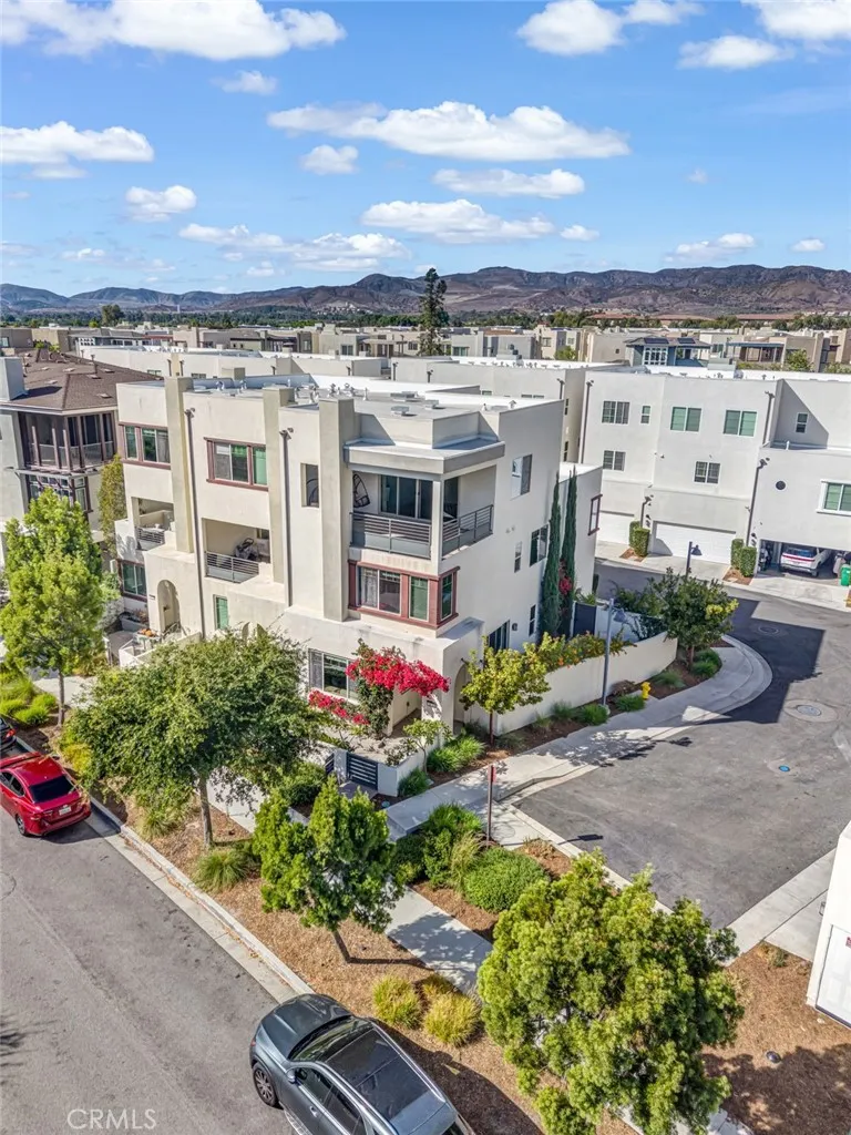 177 Frame Irvine, CA 92618