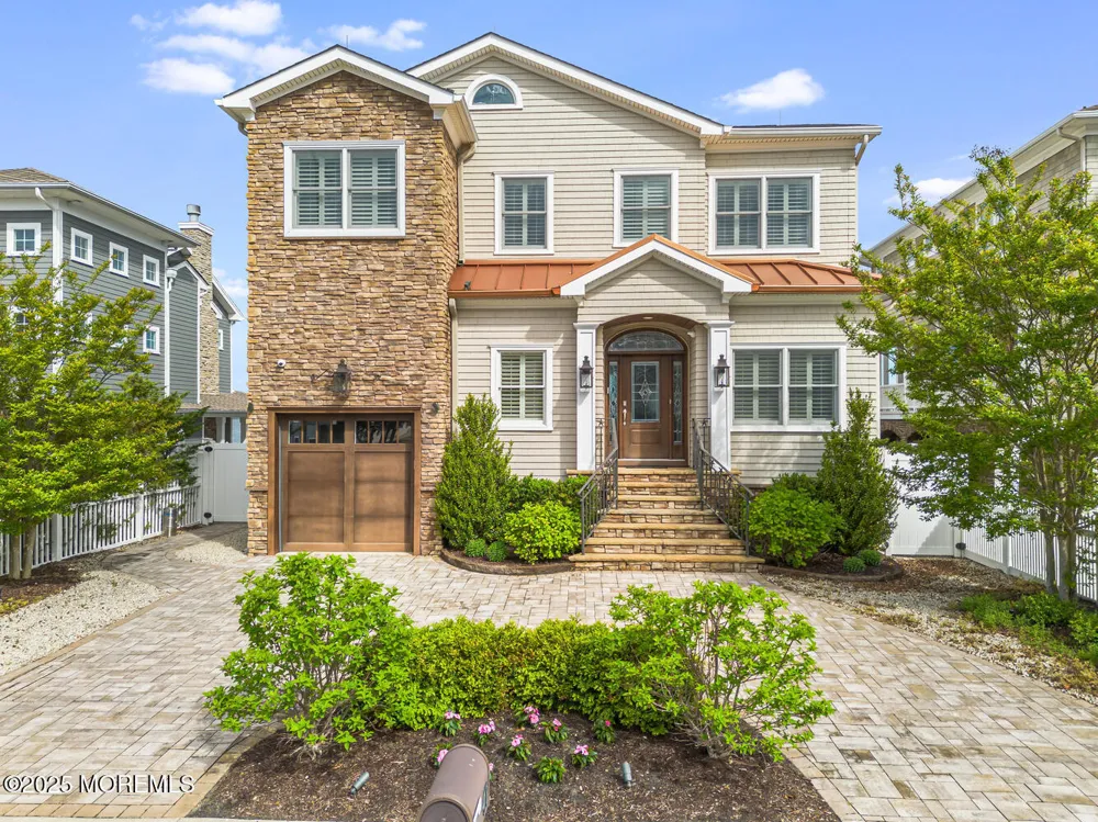 47 Pershing Boulevard