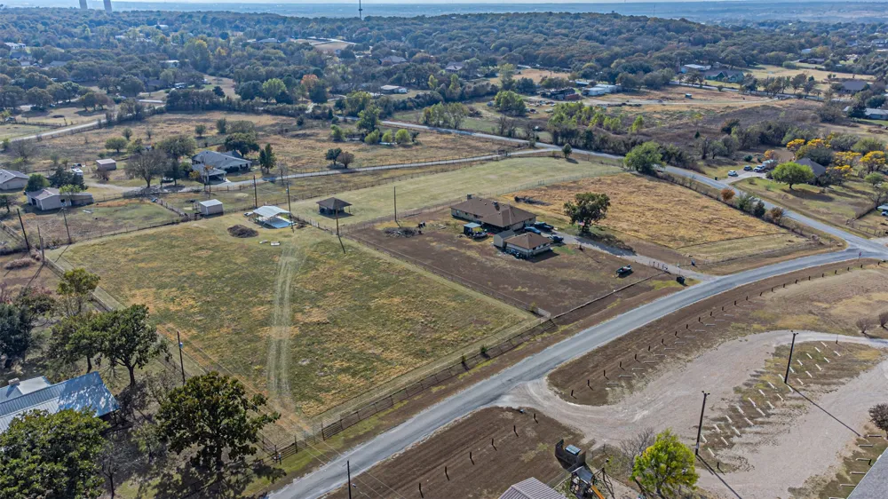 2121 Rock Creek Road Crowley, TX 76036