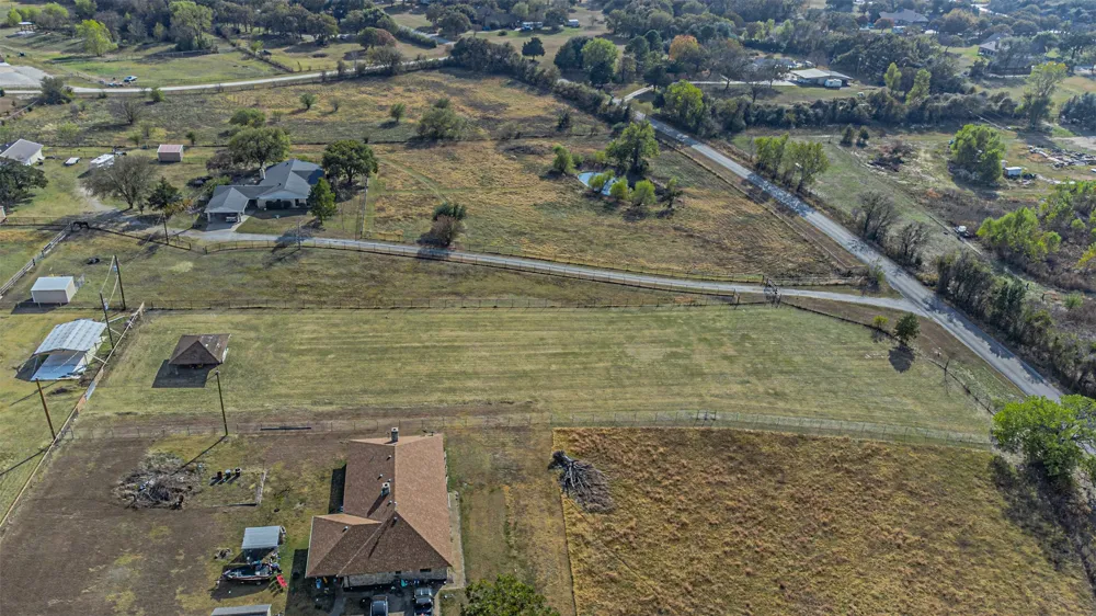 2121 Rock Creek Road Crowley, TX 76036