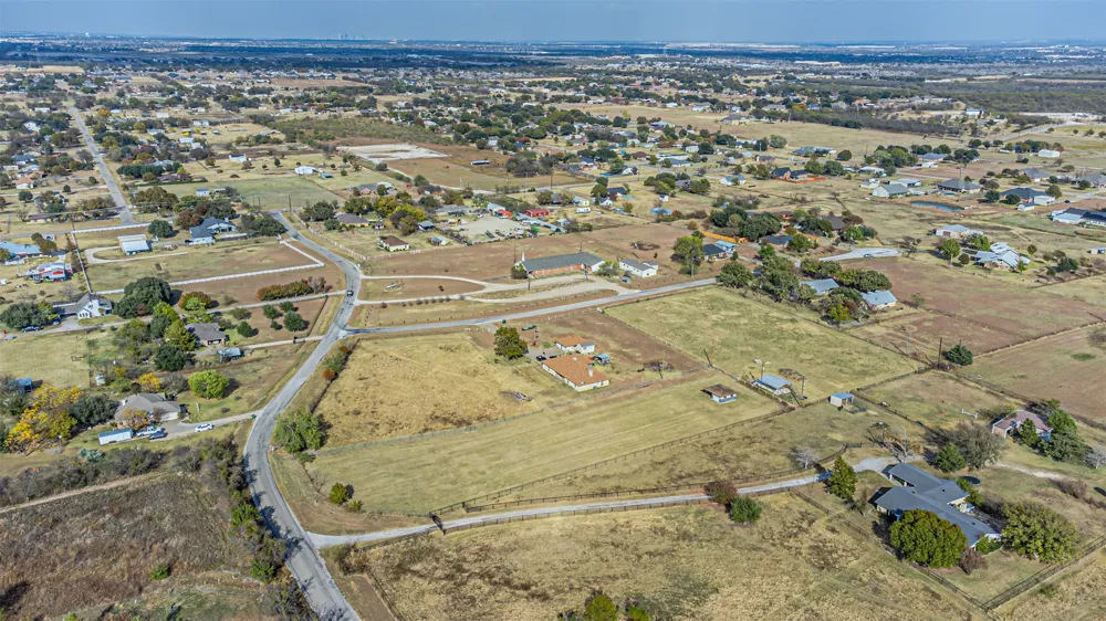 2121 Rock Creek Road Crowley, TX 76036