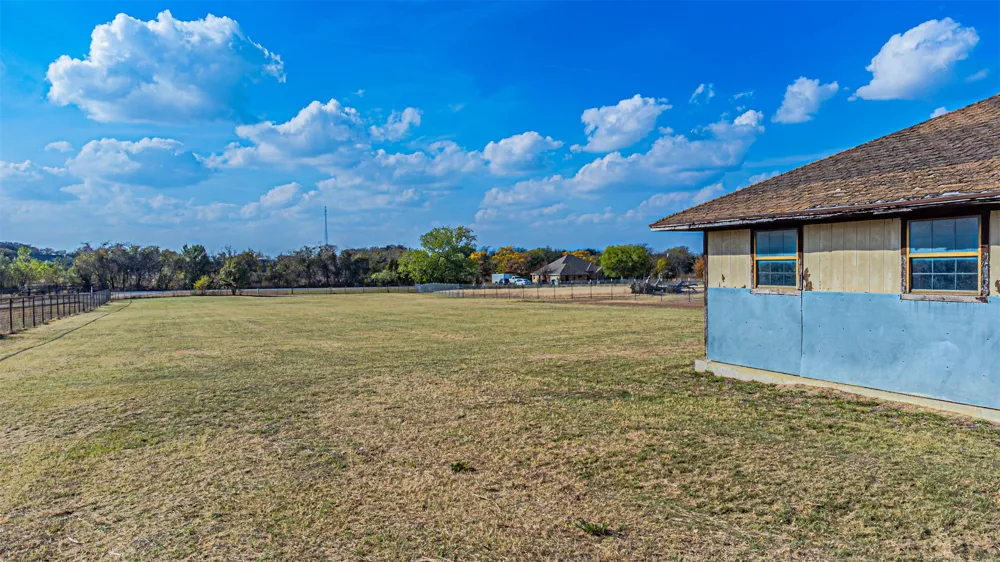 2121 Rock Creek Road Crowley, TX 76036