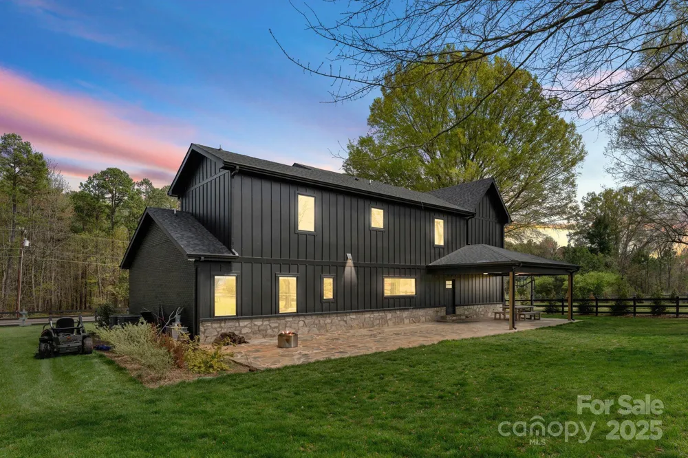 1575 Shinnville Road Cleveland, NC 27013