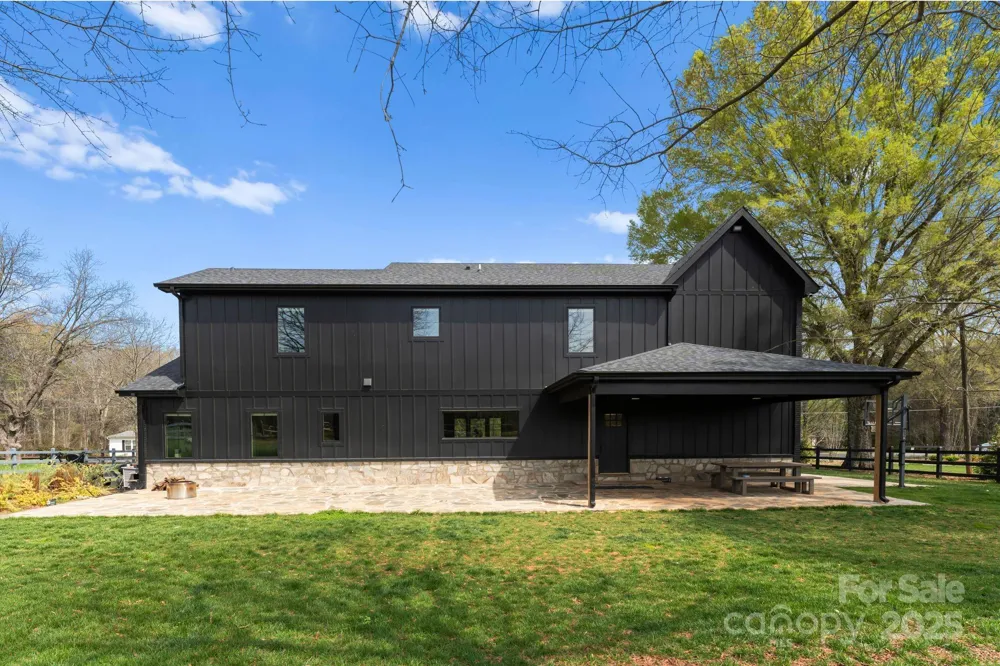 1575 Shinnville Road Cleveland, NC 27013