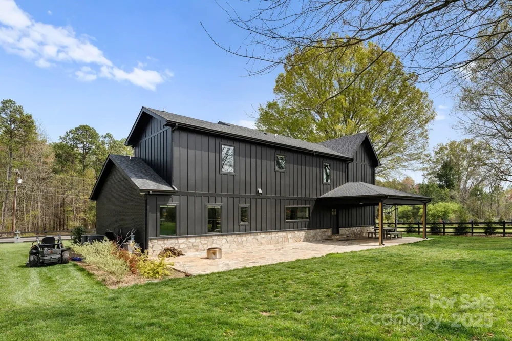 1575 Shinnville Road Cleveland, NC 27013