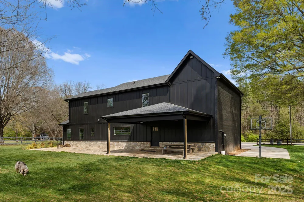 1575 Shinnville Road Cleveland, NC 27013