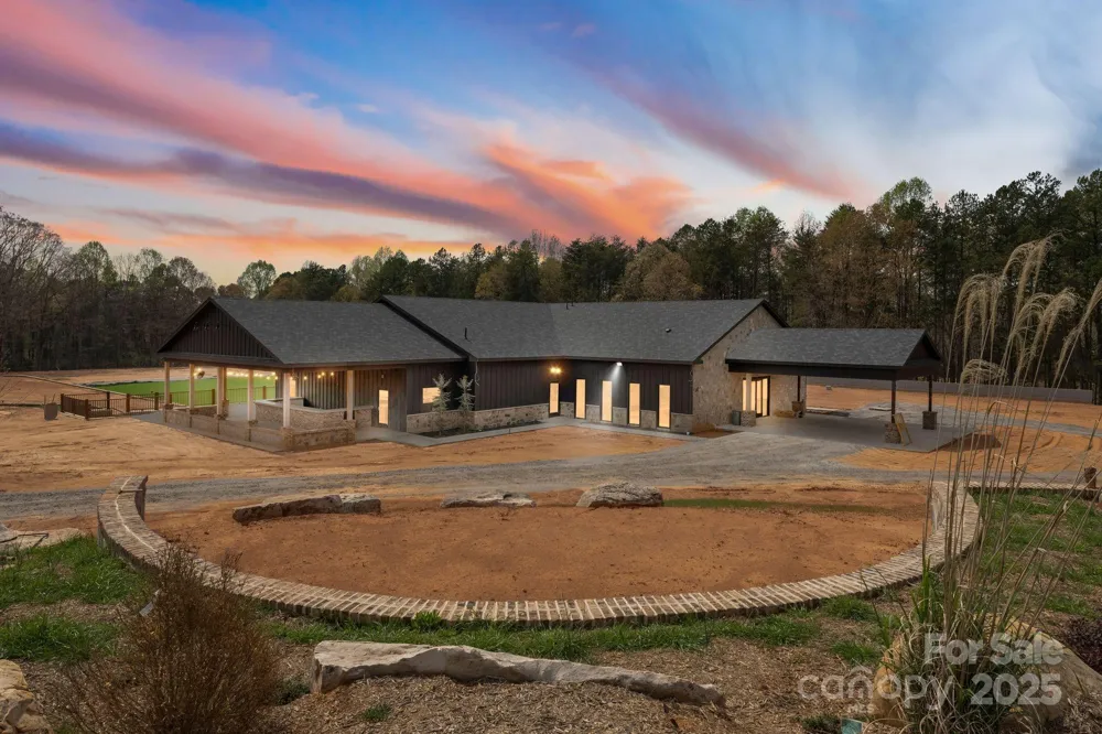 1575 Shinnville Road Cleveland, NC 27013