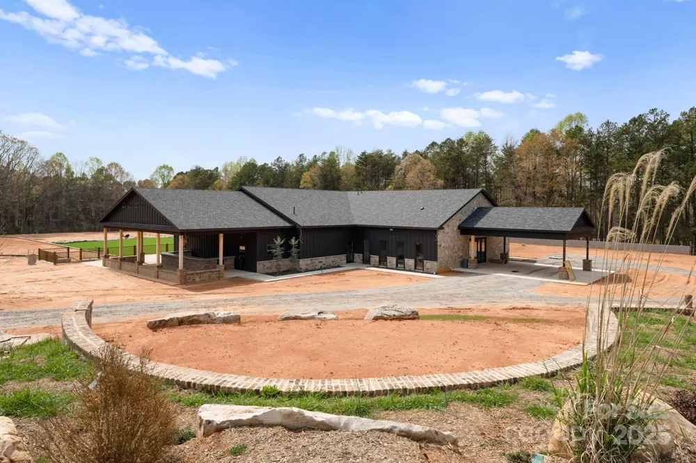 1565 Shinnville Road Cleveland, NC 27013