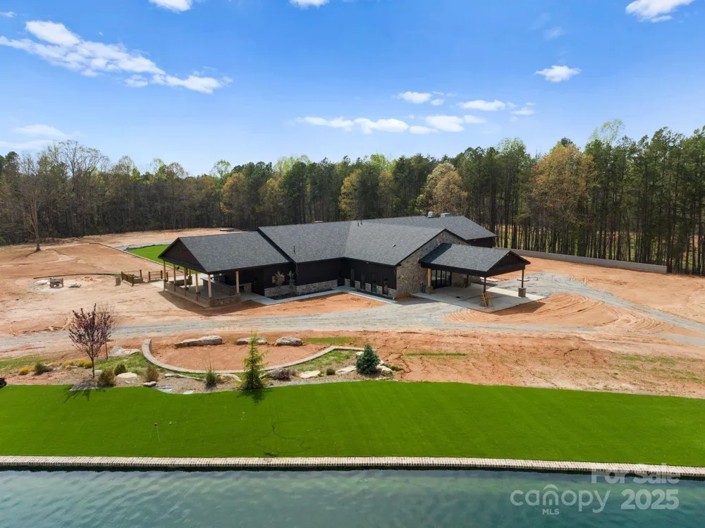 1565 Shinnville Road Cleveland, NC 27013