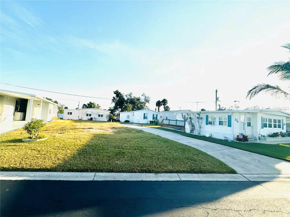 522 CENTRE STREET Palmetto, FL 34221