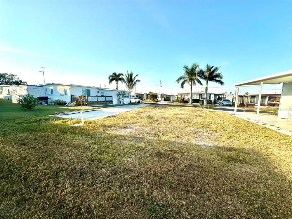 522 CENTRE STREET Palmetto, FL 34221
