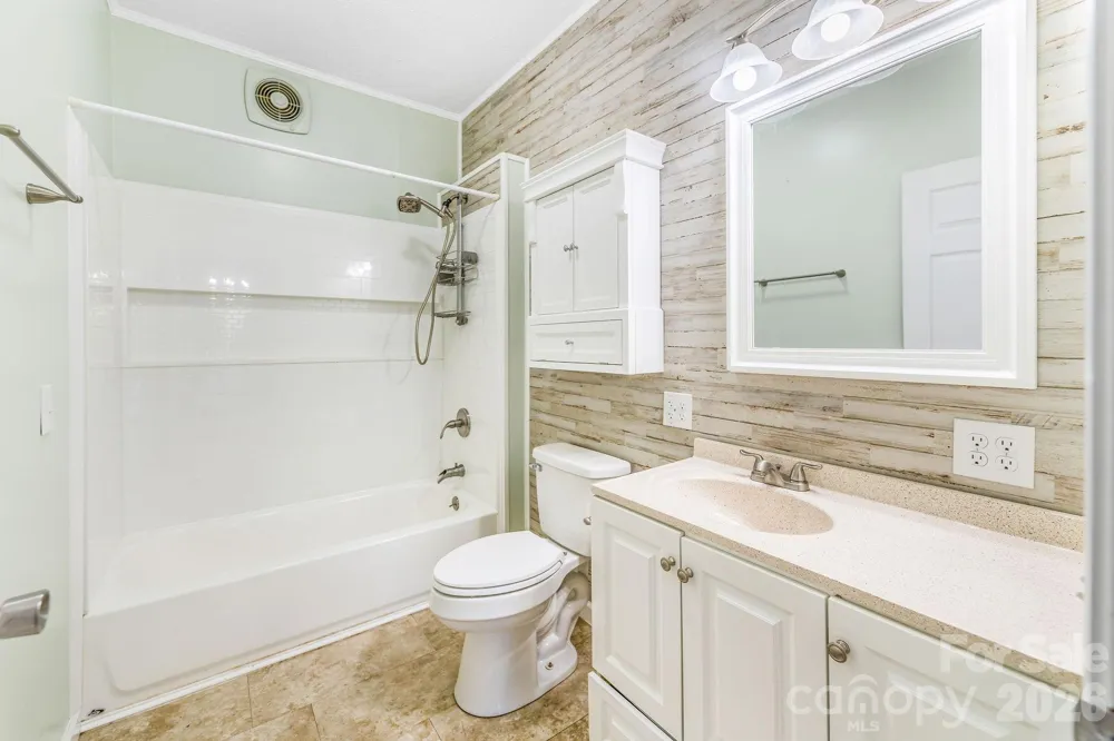 107 Woodland Church Road Clyde, NC 28721