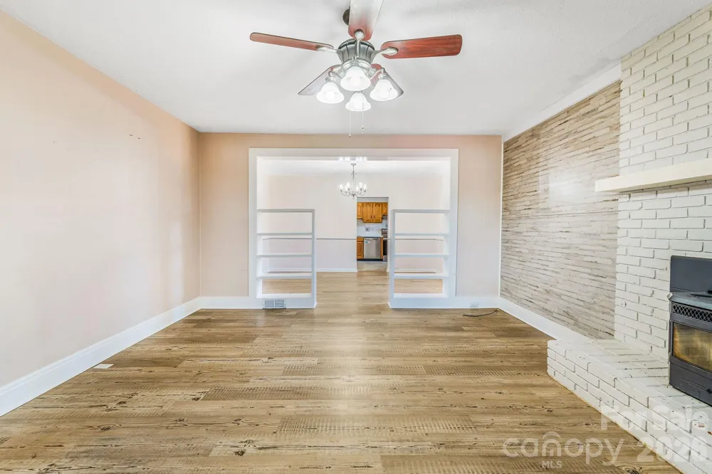 107 Woodland Church Road Clyde, NC 28721