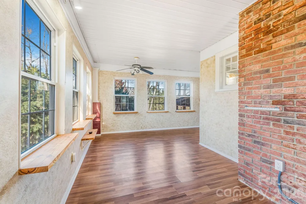 107 Woodland Church Road Clyde, NC 28721