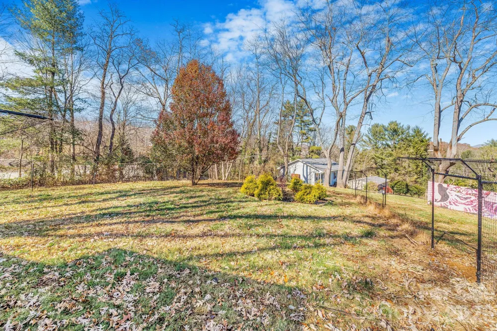 107 Woodland Church Road Clyde, NC 28721