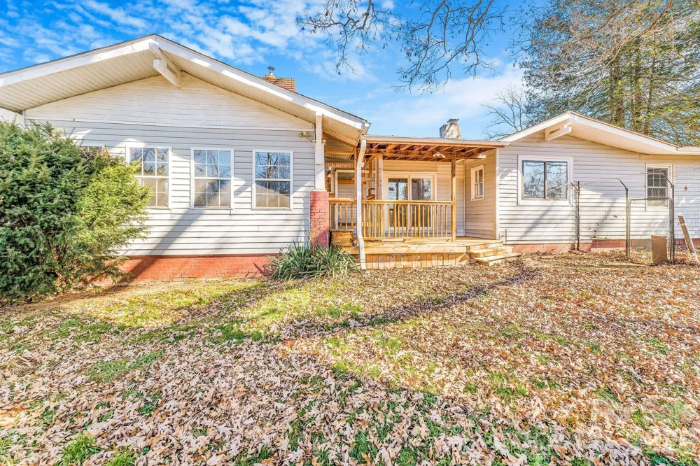 107 Woodland Church Road Clyde, NC 28721