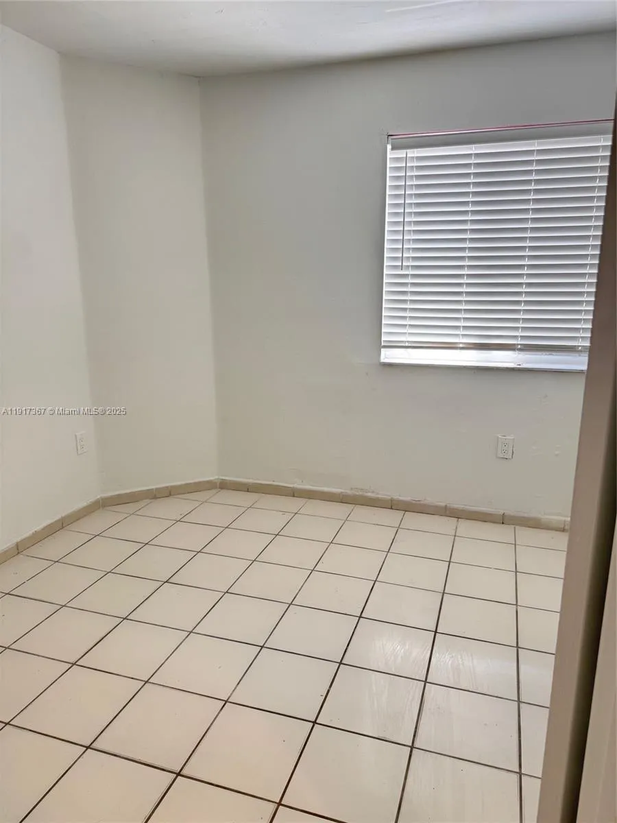8419 SW 209th St Cutler Bay, FL 33189