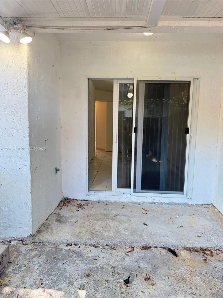 8419 SW 209th St Cutler Bay, FL 33189