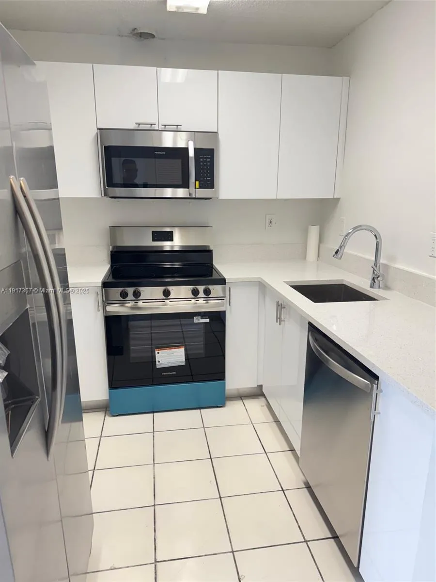 8419 SW 209th St Cutler Bay, FL 33189