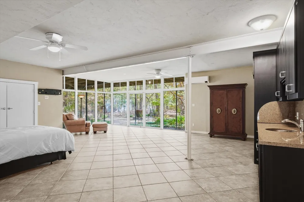 10461 County Road 2460 Poetry, TX 75160