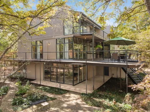 10461 County Road 2460