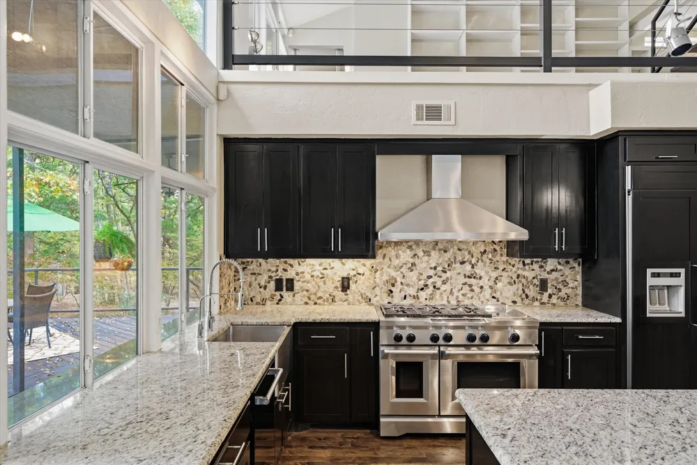 10461 County Road 2460 Poetry, TX 75160