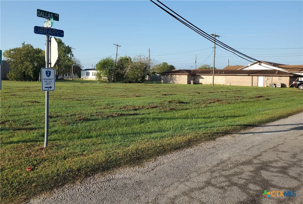 502 S Main Street Seadrift, TX 77983