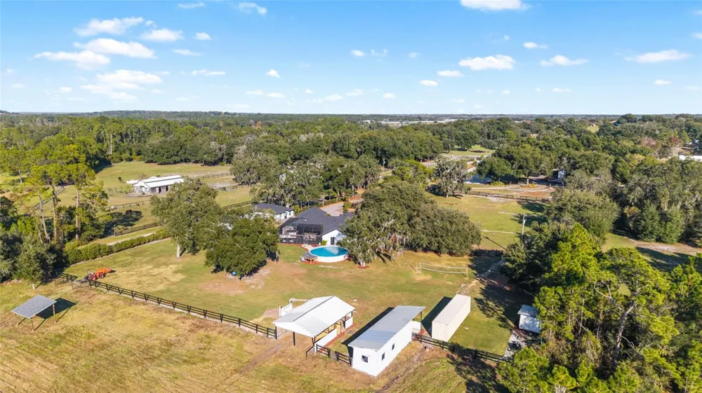 10310 GOPHER ROAD Howey In The Hills, FL 34737