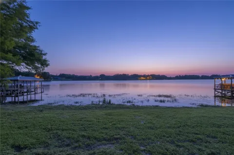 E CROOKED LAKE DRIVE