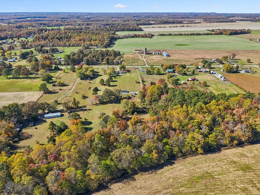 10849 Jim Cummings Hwy Bradyville, TN 37026