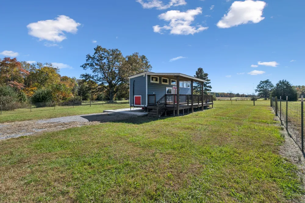 10849 Jim Cummings Hwy Bradyville, TN 37026