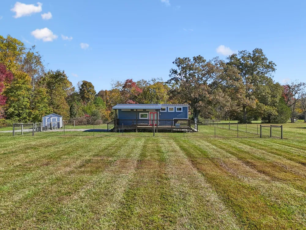 10849 Jim Cummings Hwy Bradyville, TN 37026