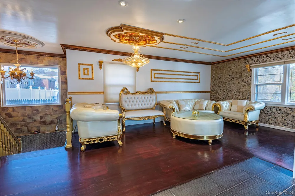 244-19 Grand Central Parkway Douglaston, NY 11362