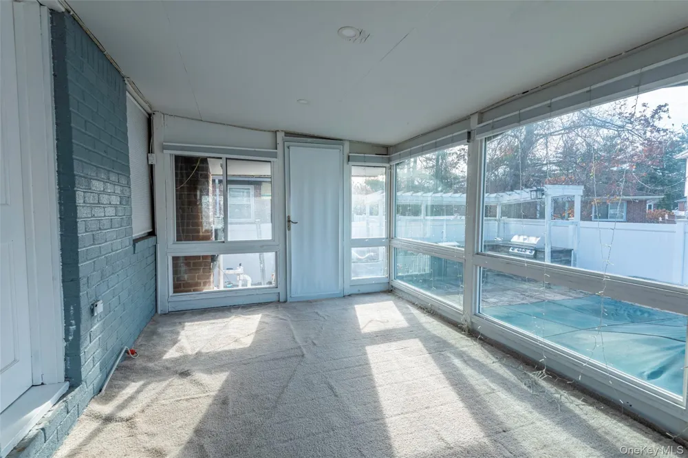 244-19 Grand Central Parkway Douglaston, NY 11362