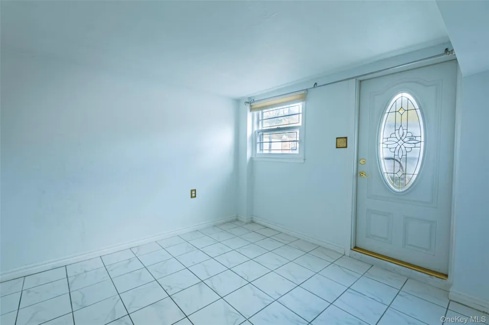 244-19 Grand Central Parkway Douglaston, NY 11362