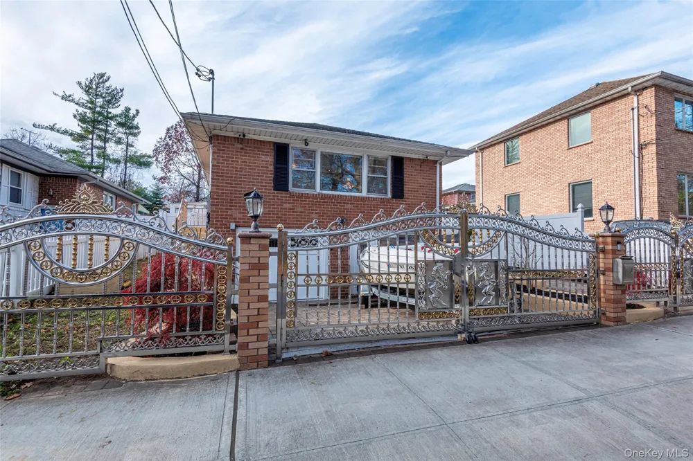 244-19 Grand Central Parkway Douglaston, NY 11362