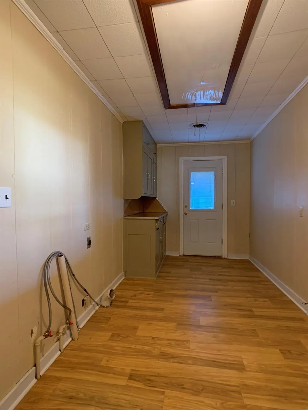 519 W Commerce Buffalo, TX 75831