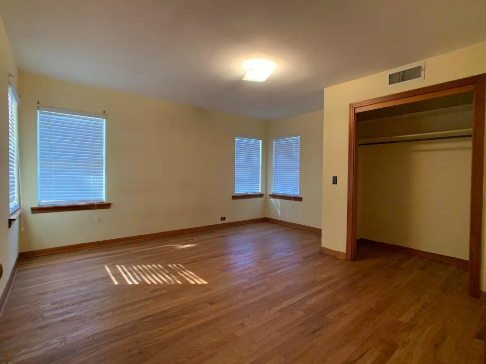 519 W Commerce Buffalo, TX 75831