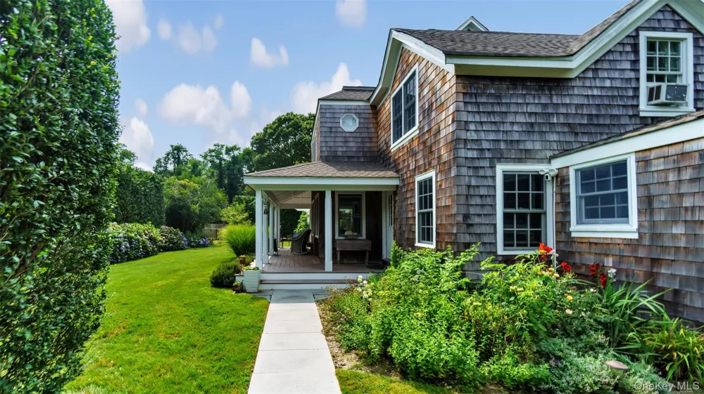 9 Ocame Avenue Westhampton Beach, NY 11978