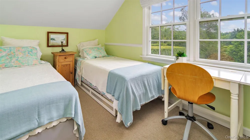 9 Ocame Avenue Westhampton Beach, NY 11978