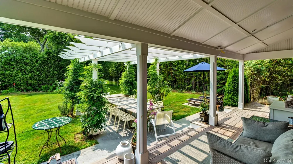 9 Ocame Avenue Westhampton Beach, NY 11978