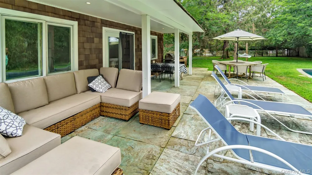 9 Ocame Avenue Westhampton Beach, NY 11978