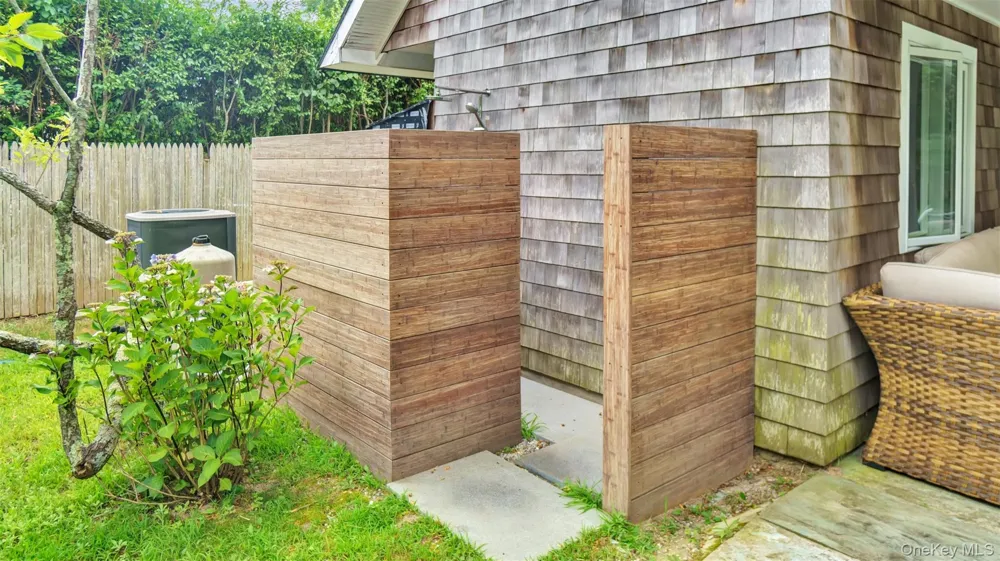 9 Ocame Avenue Westhampton Beach, NY 11978