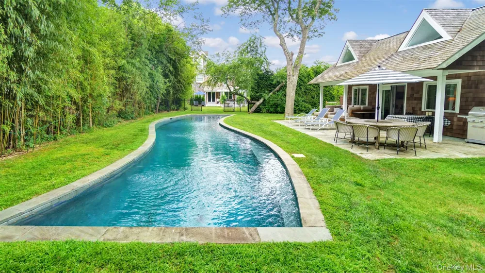 9 Ocame Avenue Westhampton Beach, NY 11978