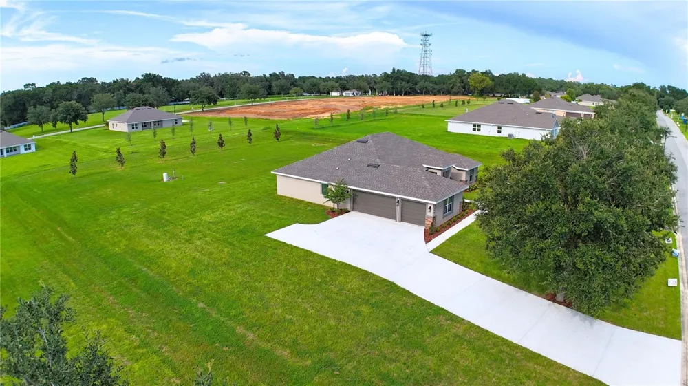 37094 HIDDEN VIEW CIRCLE Dade City, FL 33523